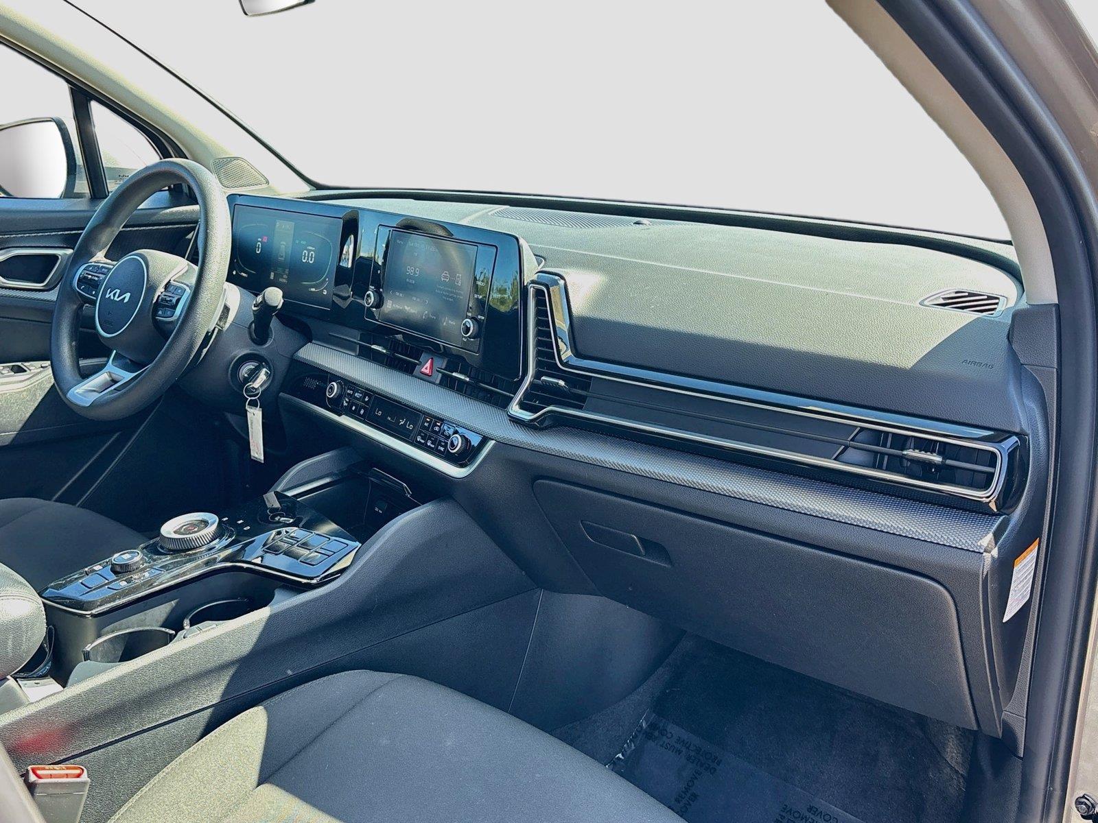 2023 Kia Sportage Hybrid LX