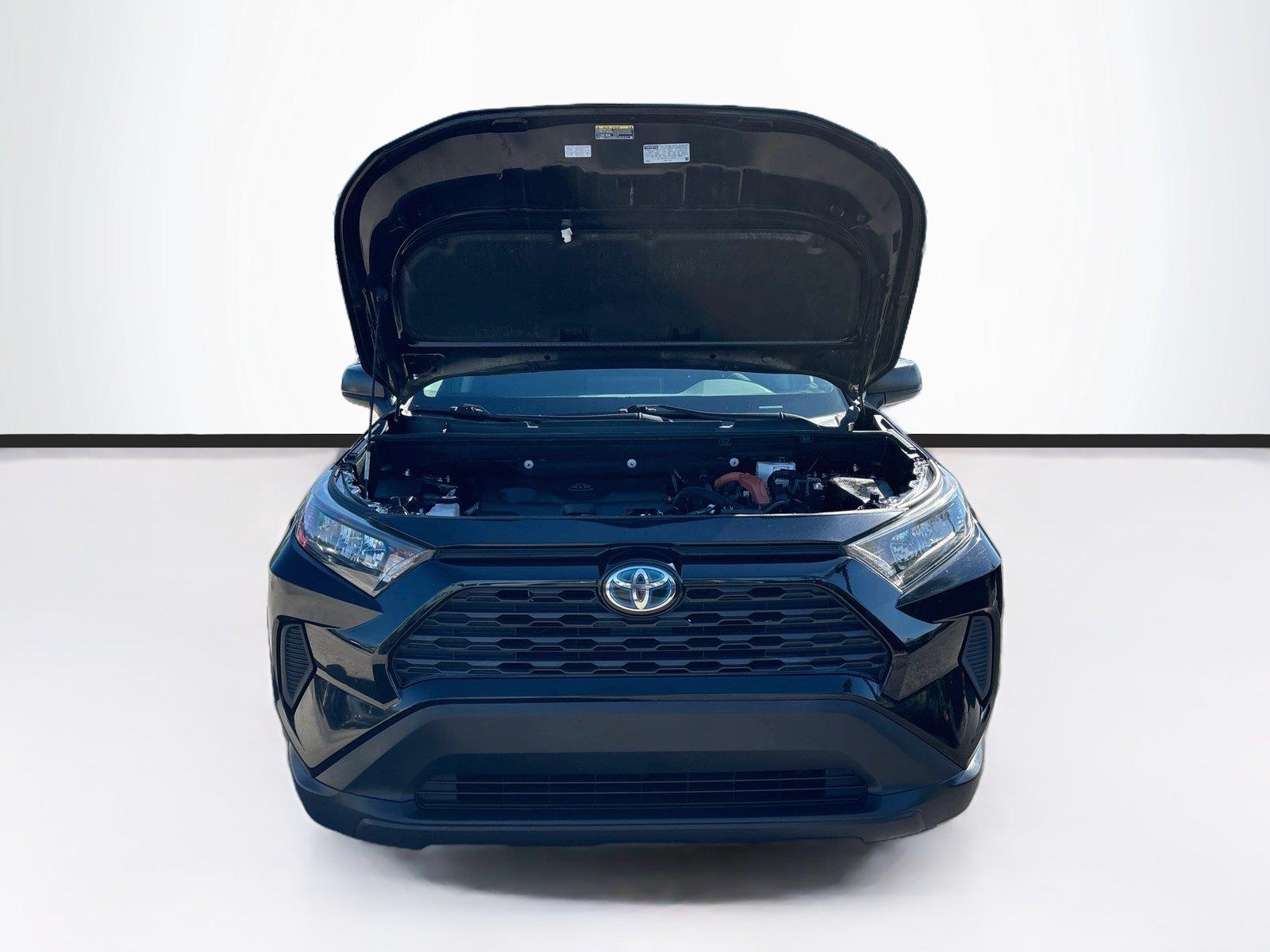 2022 Toyota RAV4 Hybrid LE