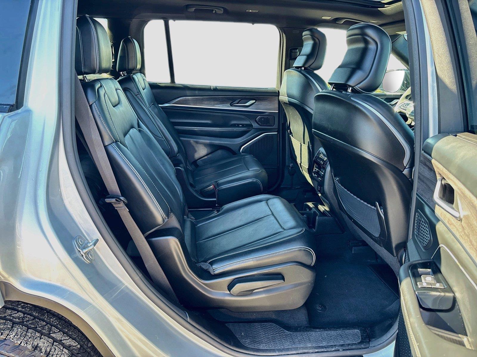 2023 Jeep Grand Cherokee L Overland