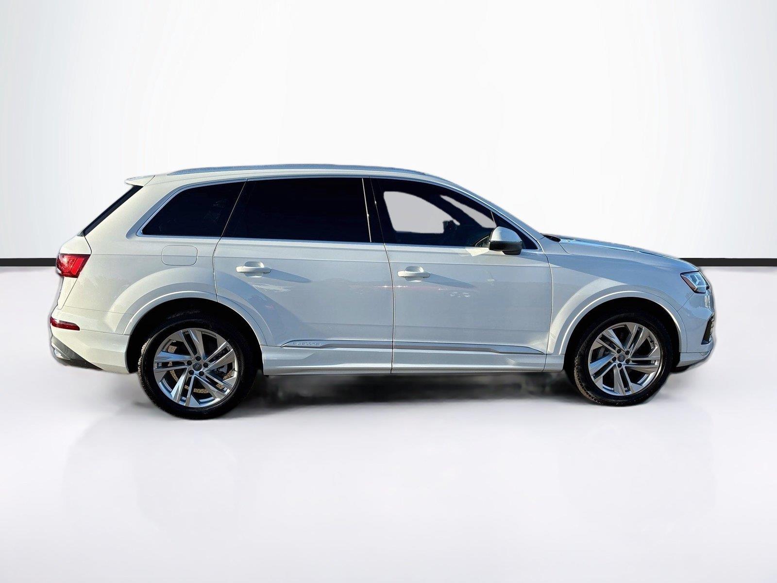 2020 Audi Q7 Premium