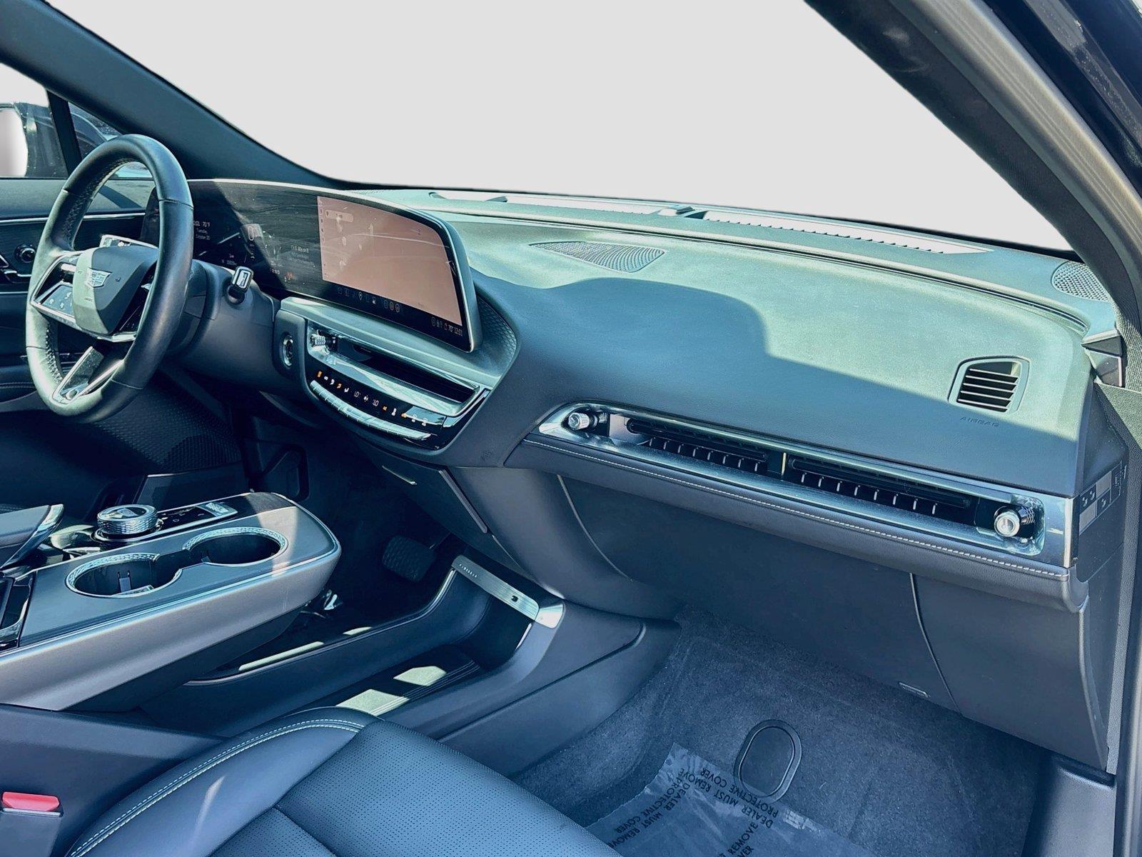 2024 Cadillac LYRIQ Luxury