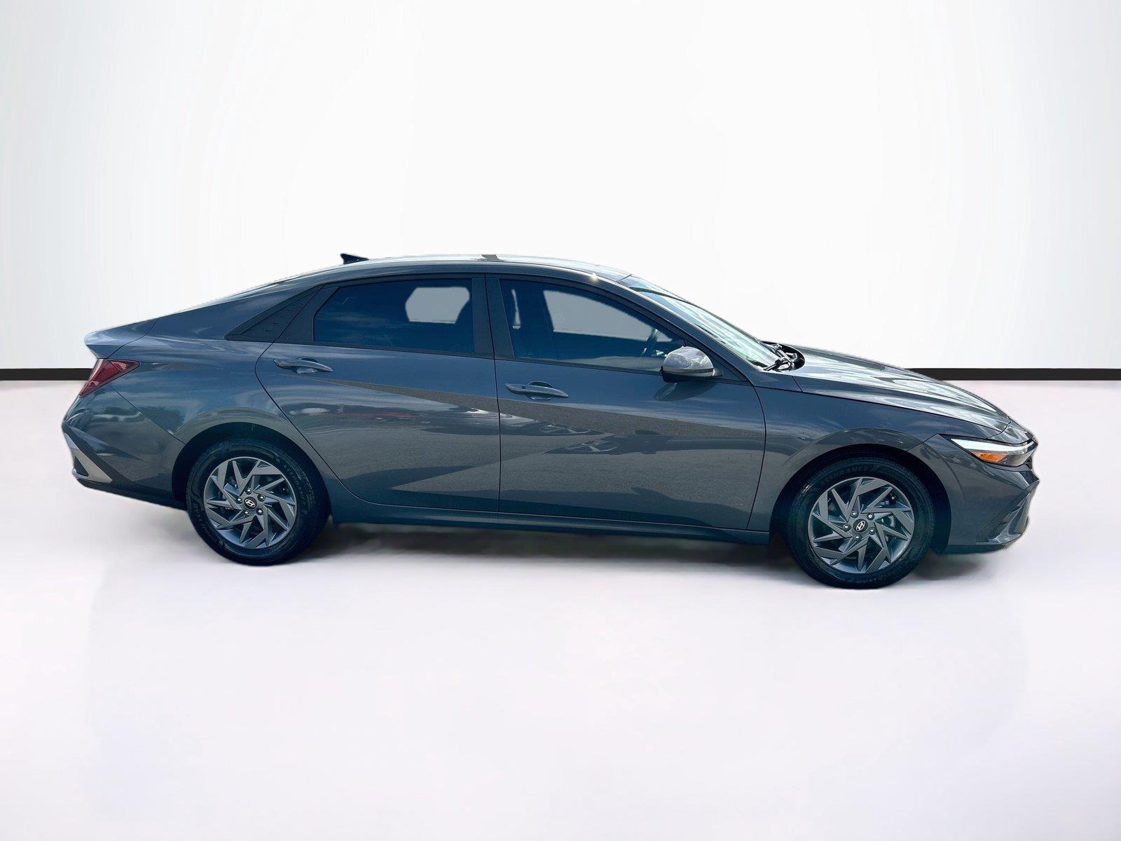 2024 Hyundai Elantra Hybrid Blue