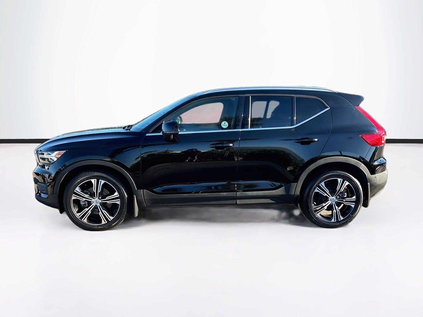 2022 Volvo XC40 Inscription