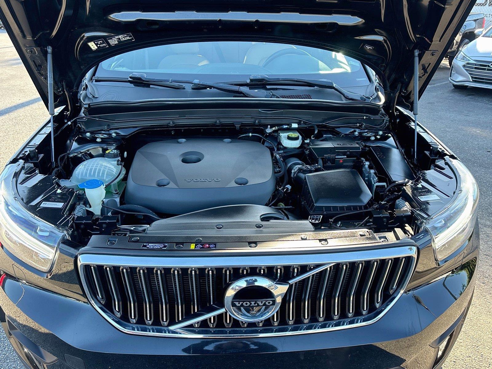 2022 Volvo XC40 Inscription