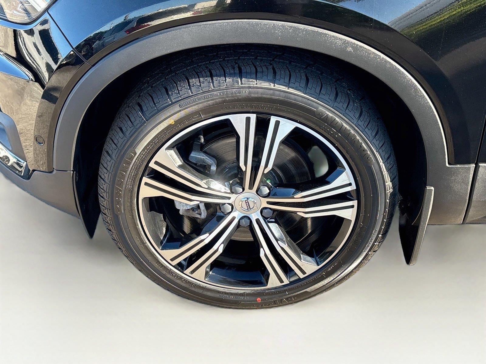 2022 Volvo XC40 Inscription