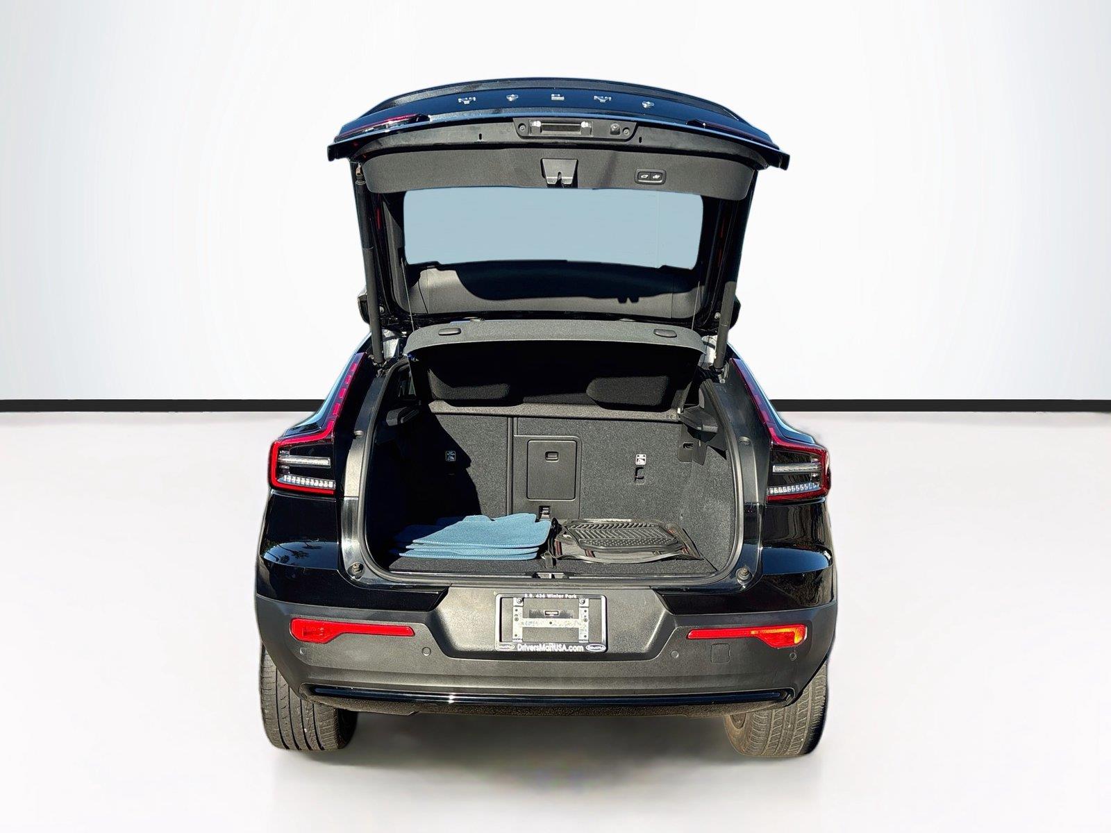 2023 Volvo C40 Recharge Pure Electric Plus