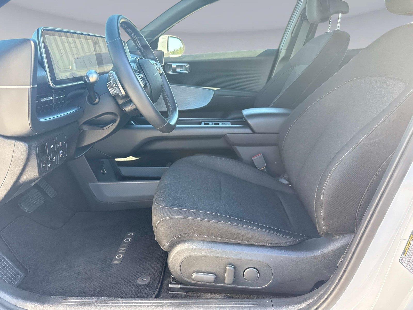 2023 HYUNDAI IONIQ 6 SE