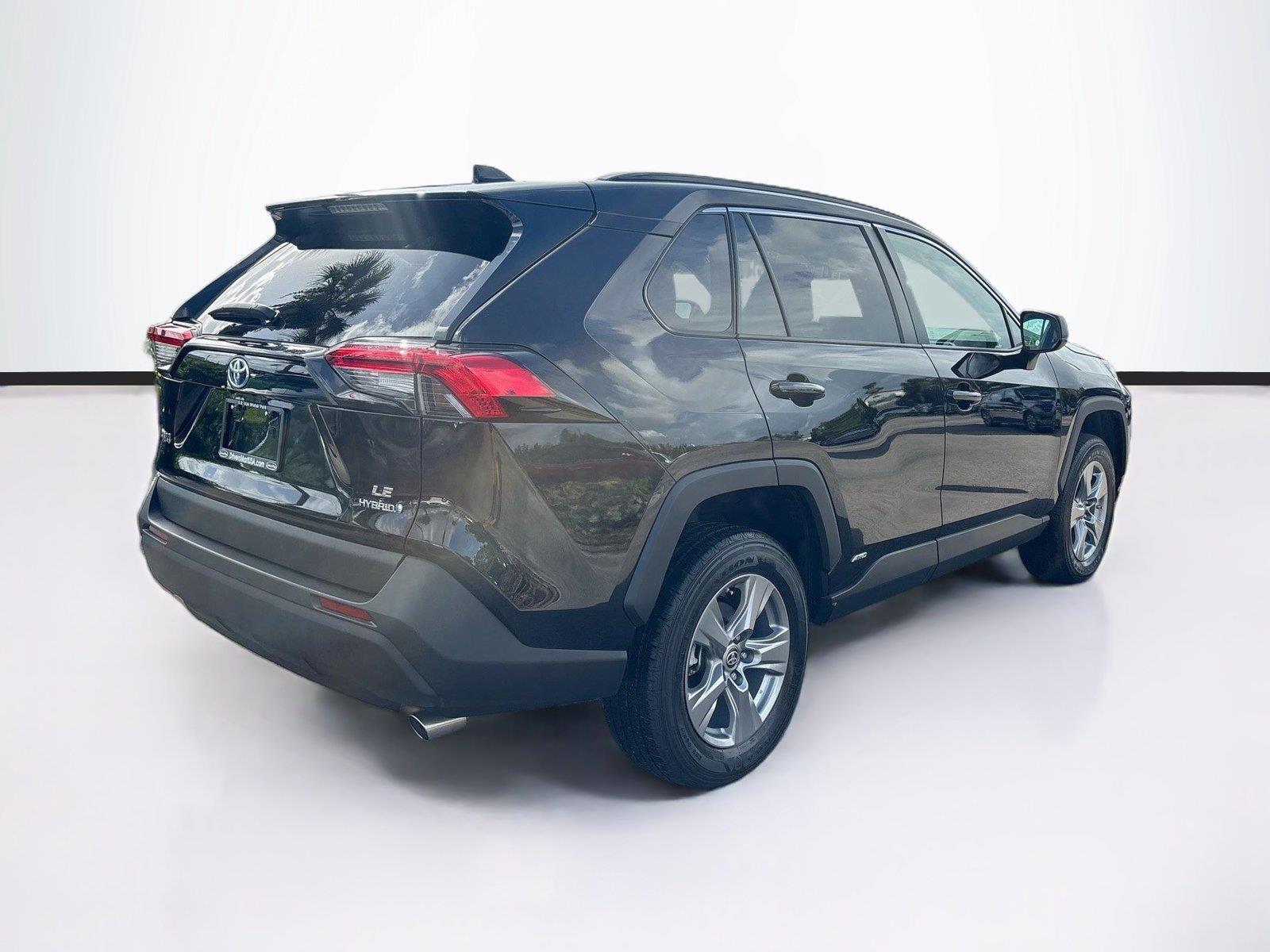 2023 Toyota RAV4 Hybrid LE