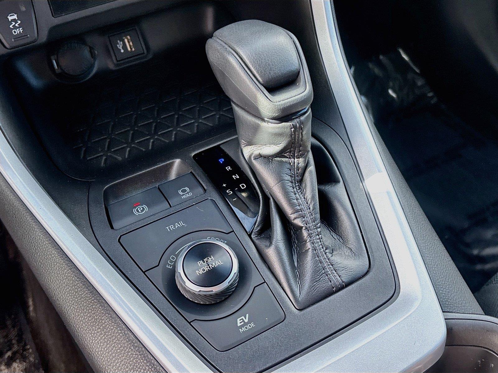 2023 Toyota RAV4 Hybrid LE