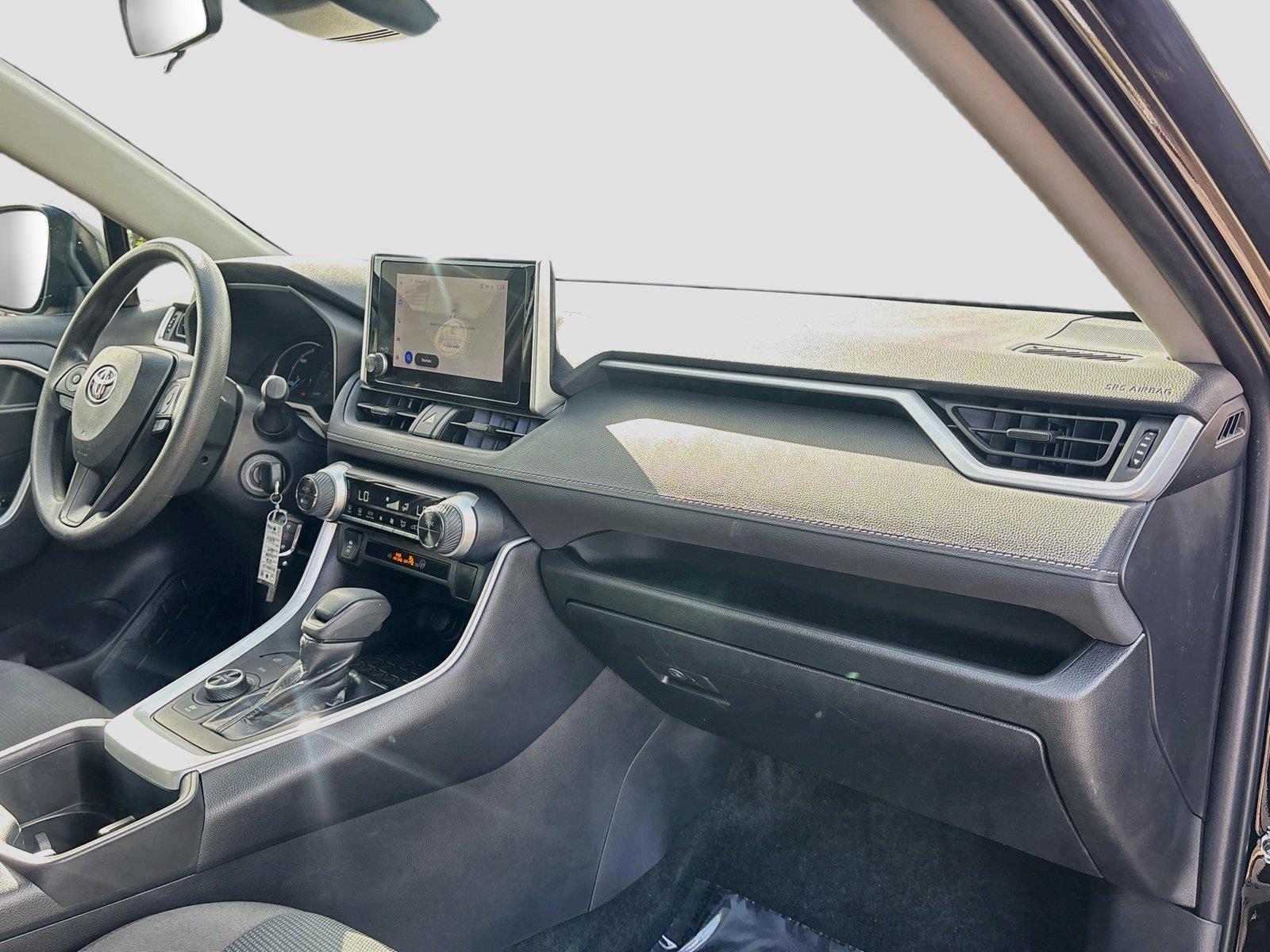 2023 Toyota RAV4 Hybrid LE
