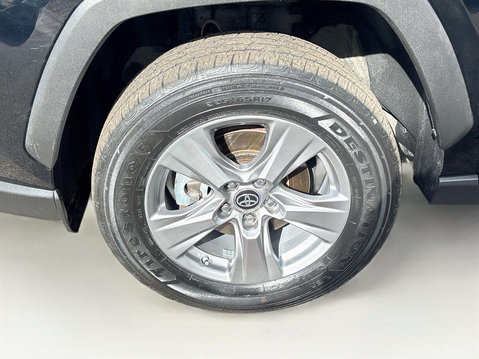 2023 Toyota RAV4 Hybrid LE