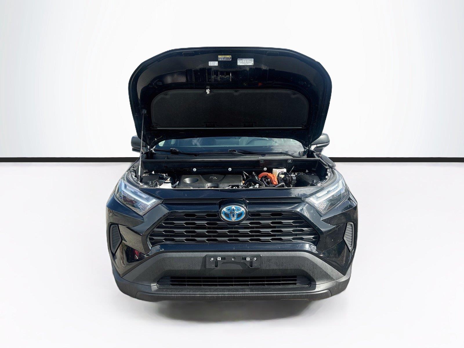 2023 Toyota RAV4 Hybrid LE