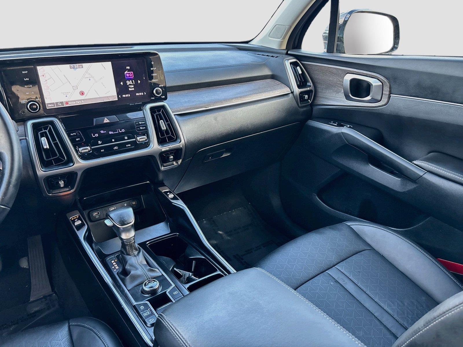 2022 Kia Sorento EX