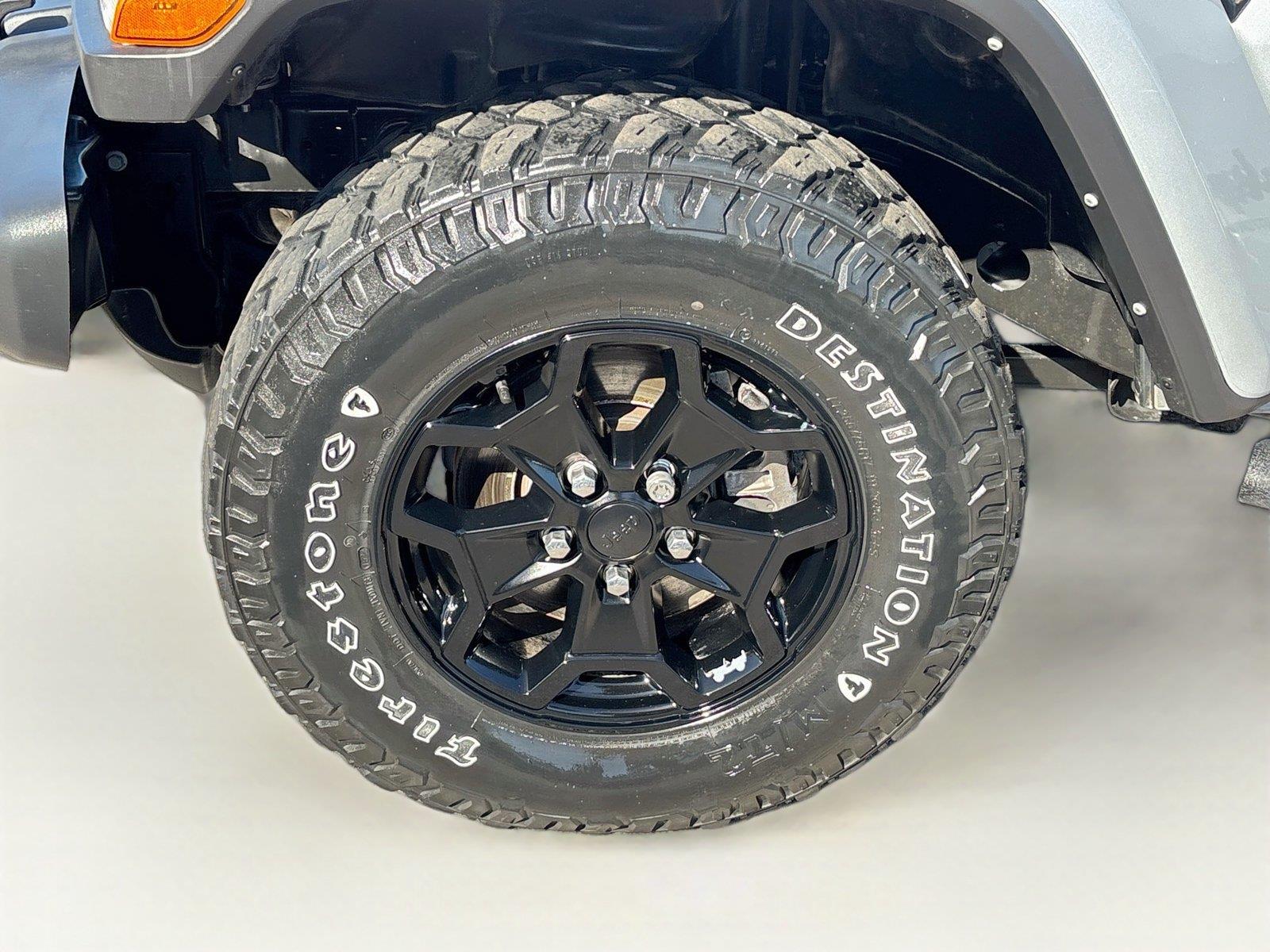 2022 Jeep Gladiator Willys Sport