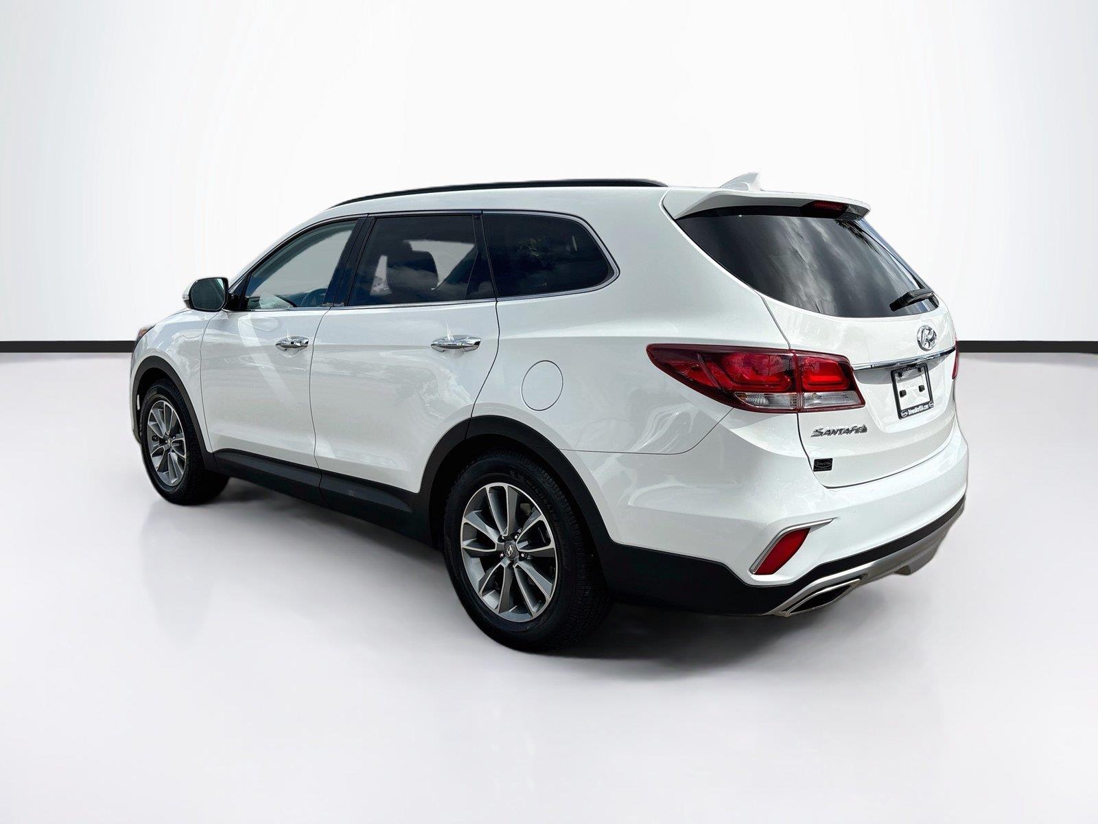 2018 Hyundai Santa Fe SE