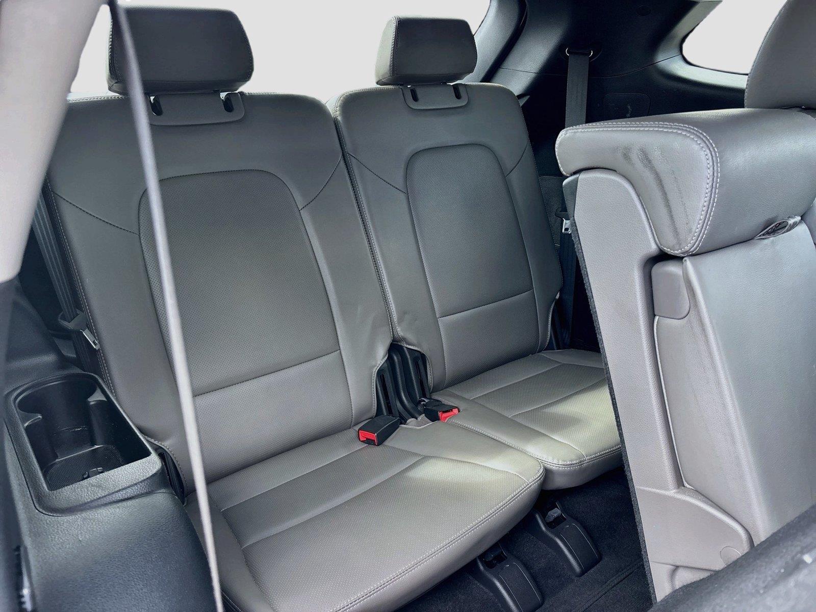 2018 Hyundai Santa Fe SE