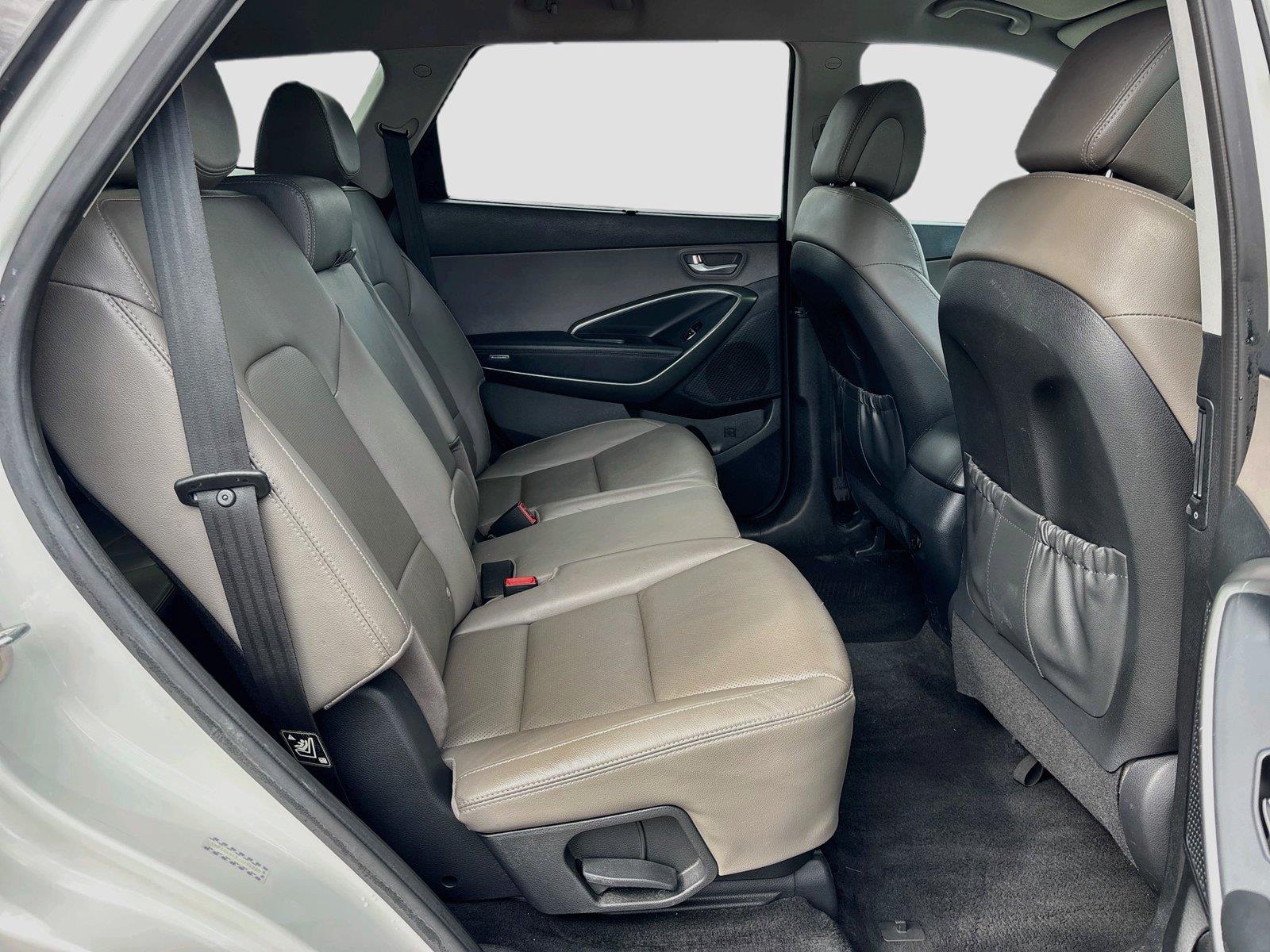 2018 Hyundai Santa Fe SE