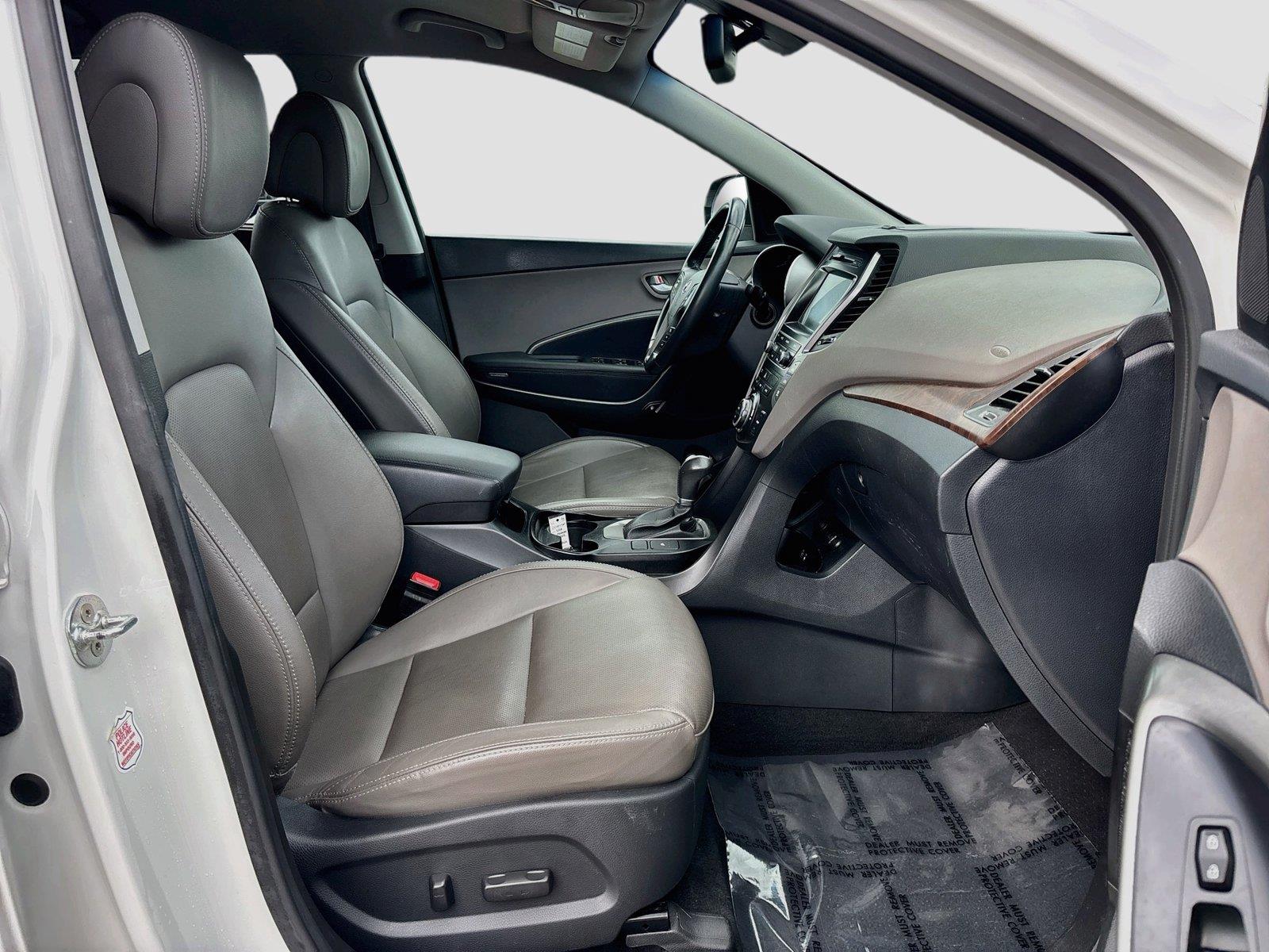 2018 Hyundai Santa Fe SE