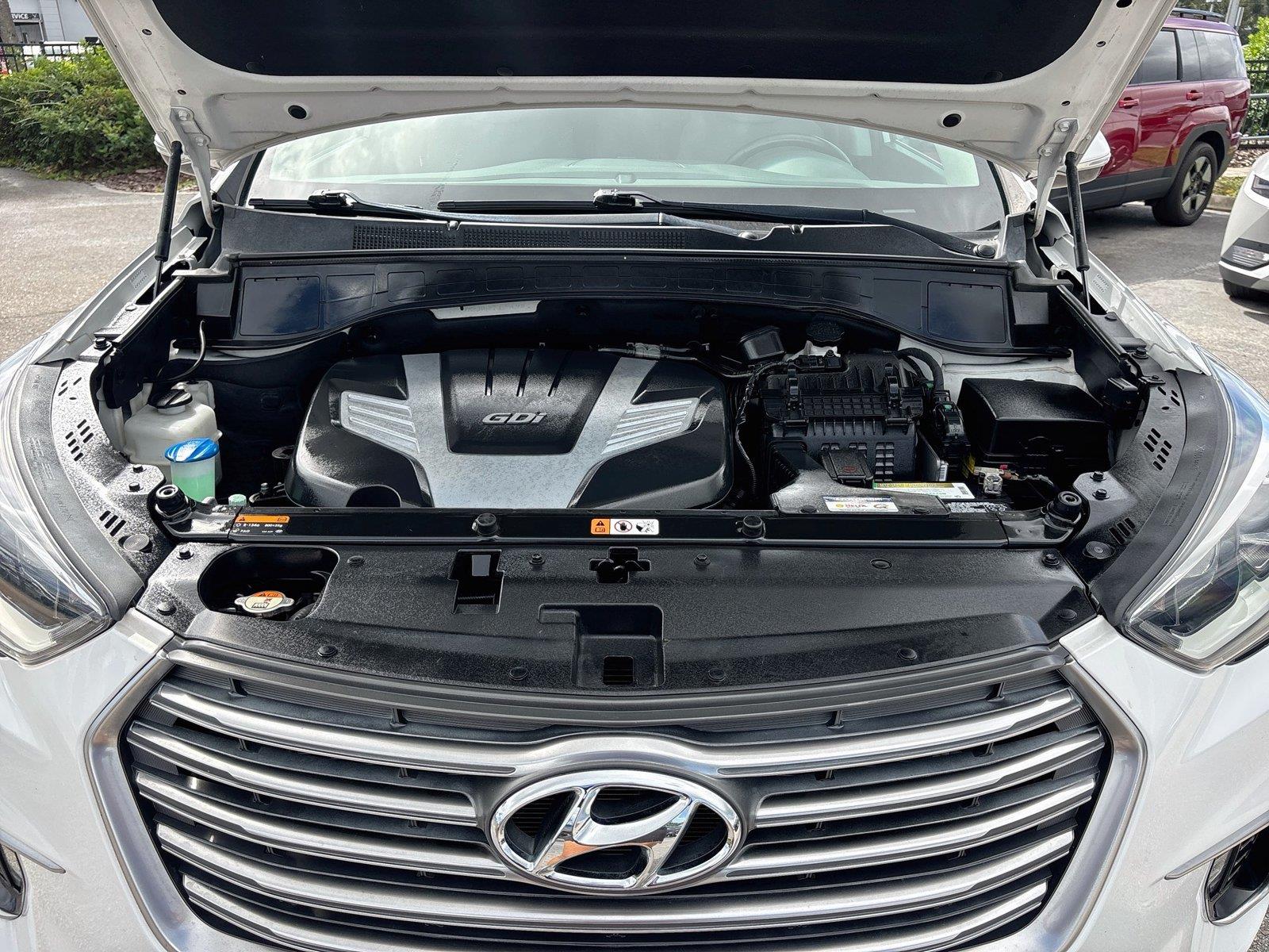 2018 Hyundai Santa Fe SE