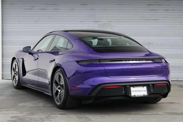 2025 Porsche Taycan 4 photo 3