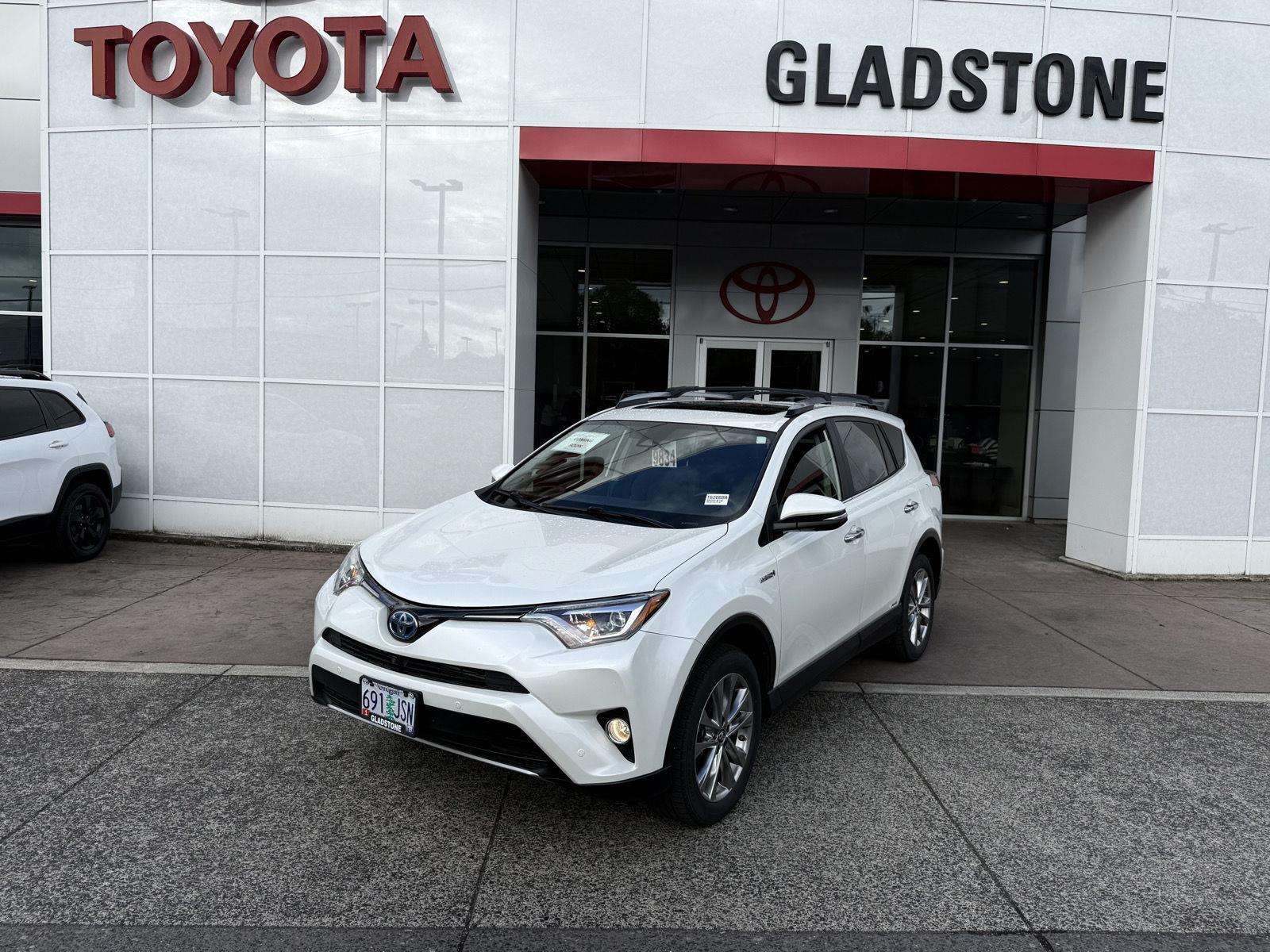 2017 Toyota RAV4 Hybrid Limited AWD's photo
