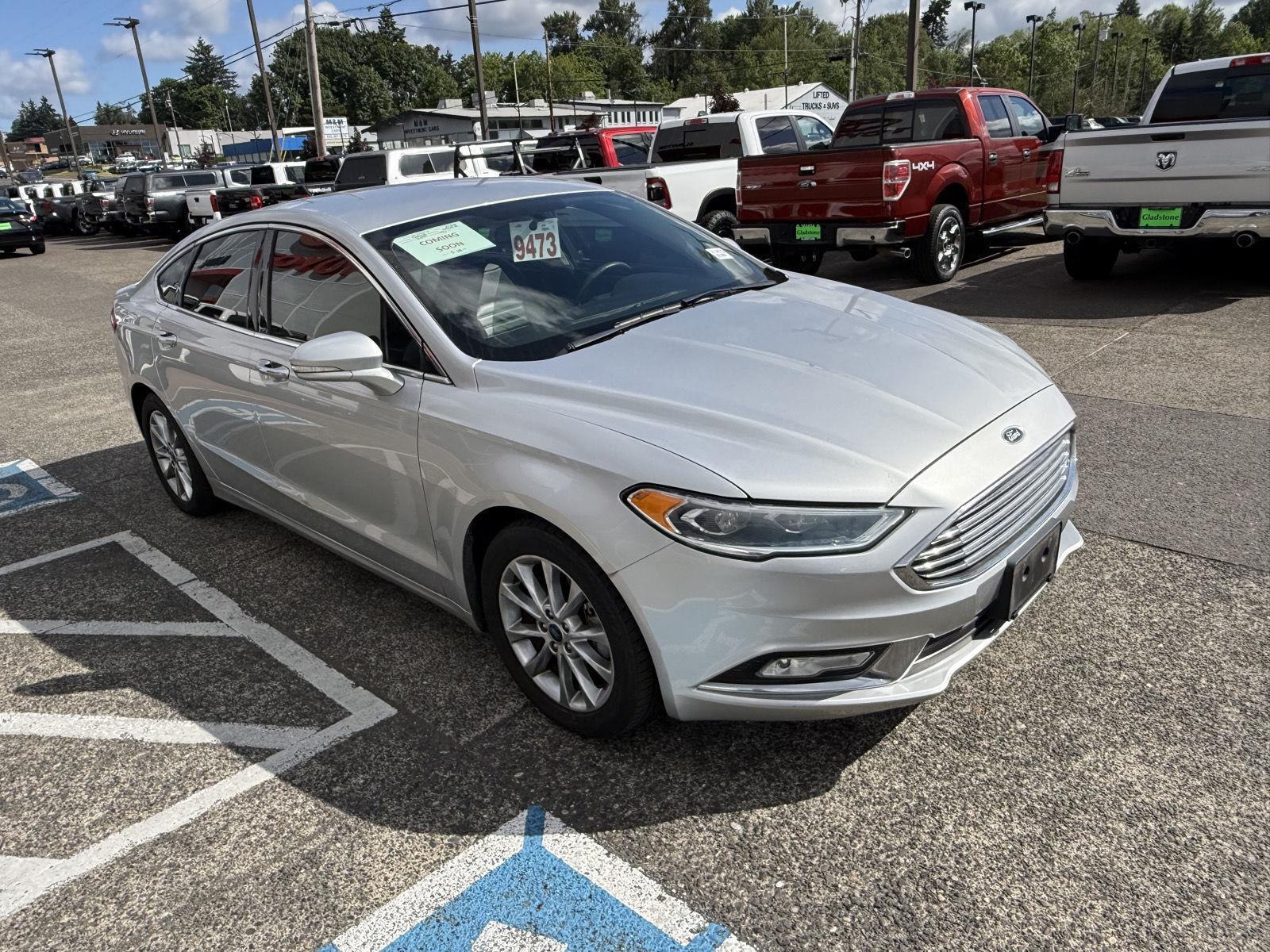 2017 Ford Fusion SE - Photo 8