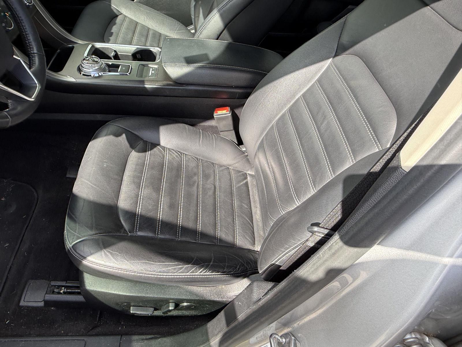 2017 Ford Fusion SE - Photo 10