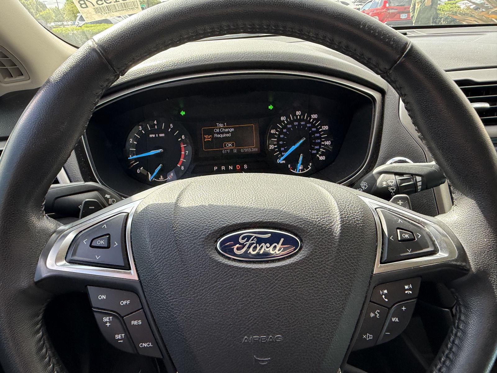2017 Ford Fusion SE - Photo 17