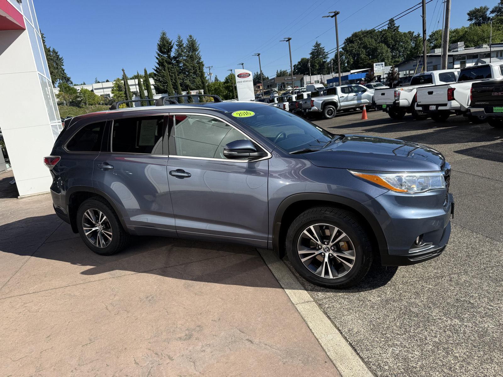 2016 Toyota Highlander XLE - Photo 7