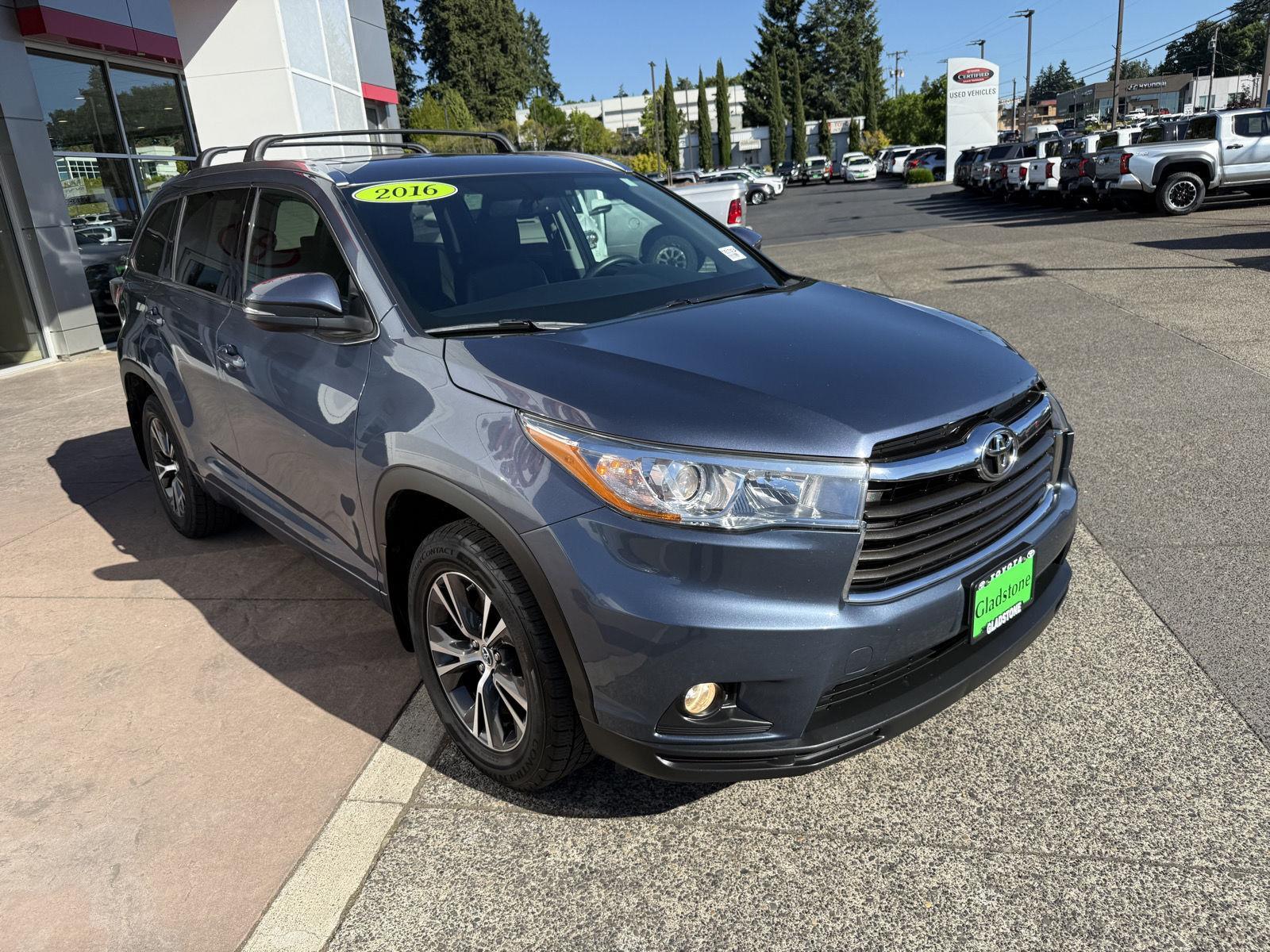 2016 Toyota Highlander XLE - Photo 8