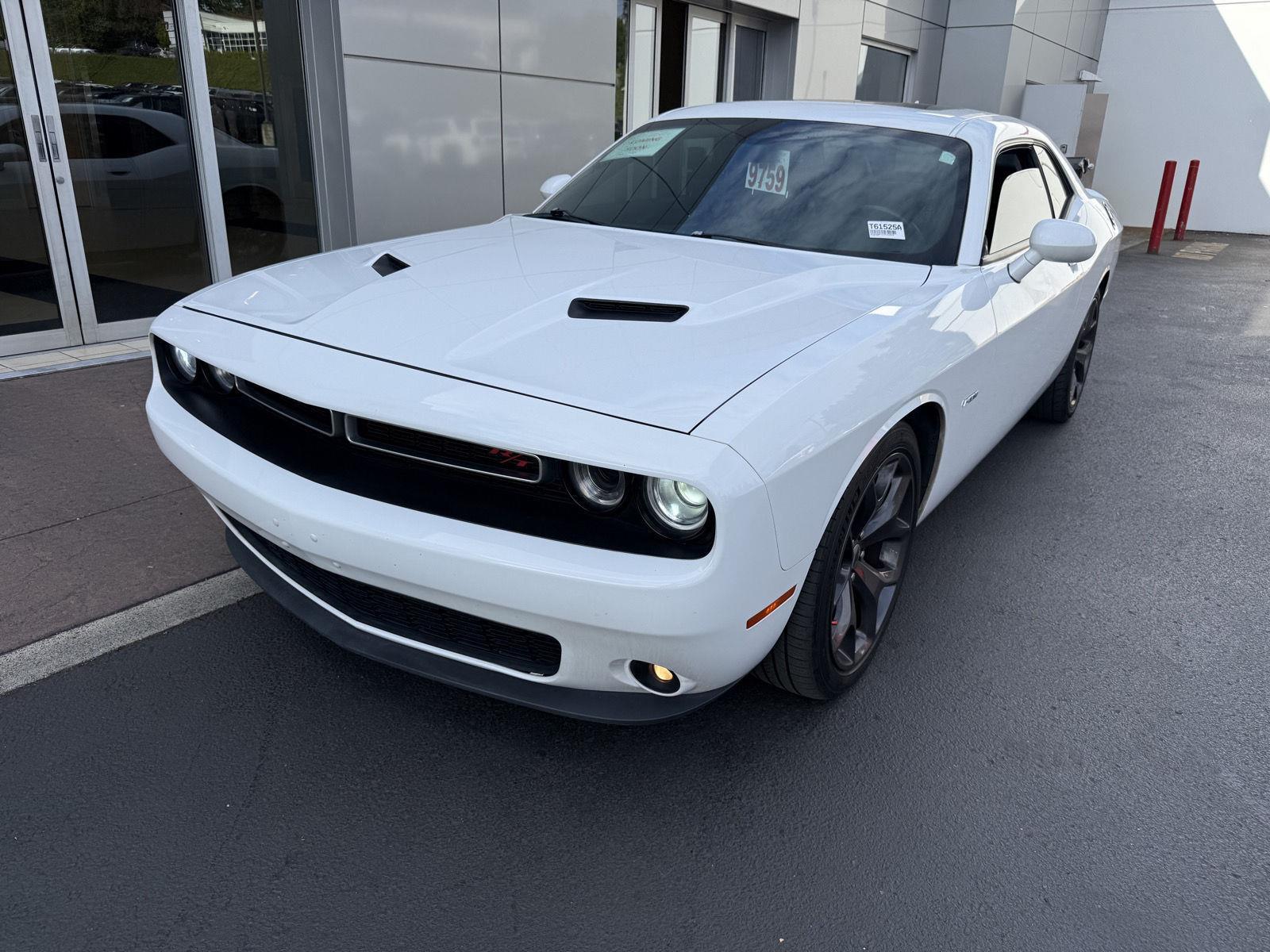 2018 Dodge Challenger R/T Plus's photo