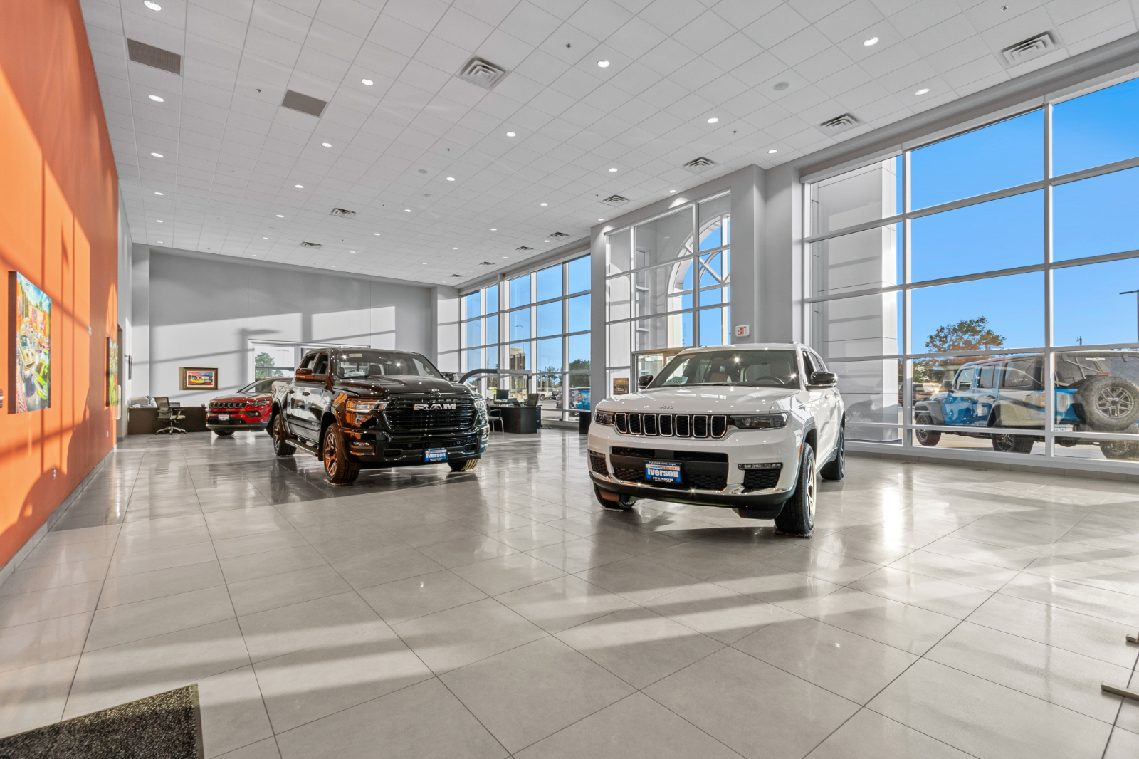 Used 2018 Nightfall Gray Metallic Chevrolet Premier image 10