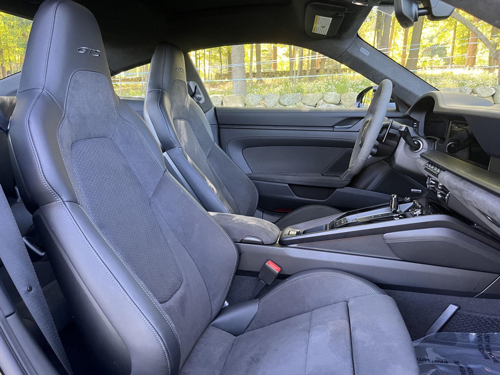 2025 Porsche 911 4 GTS photo 59