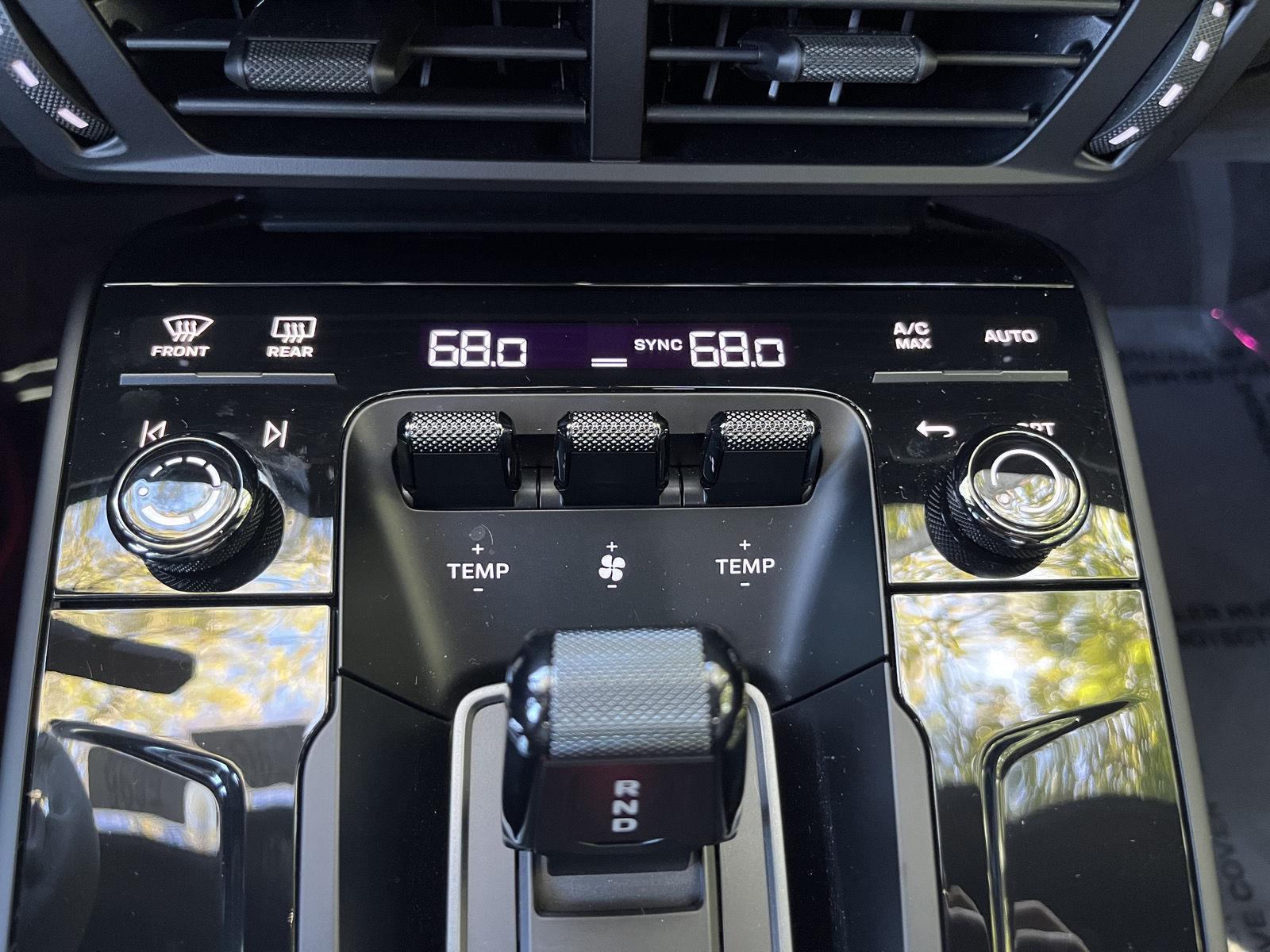 2025 Porsche 911 4 GTS photo 63
