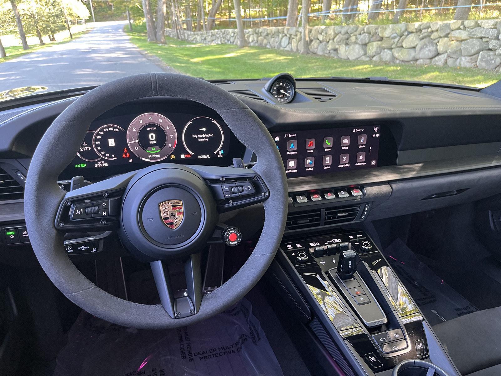 2025 Porsche 911 4 GTS photo 51
