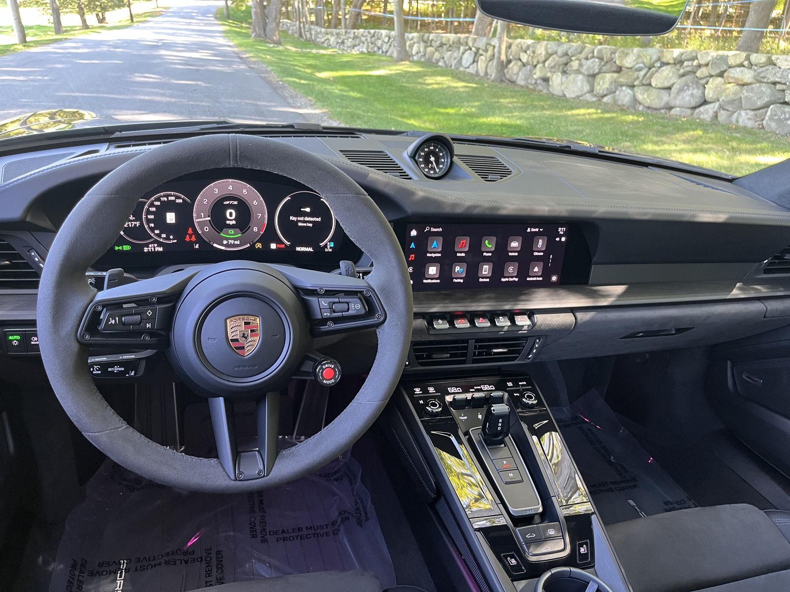 2025 Porsche 911 4 GTS photo 57