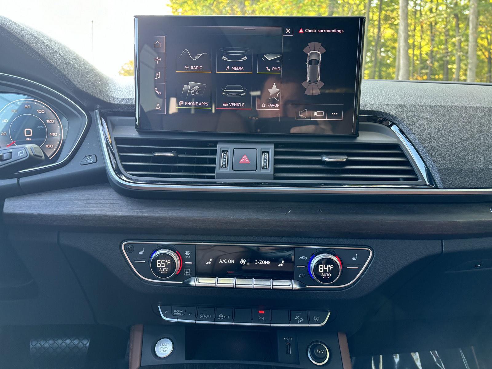 2024 Audi Q5 S line Premium Plus photo 5