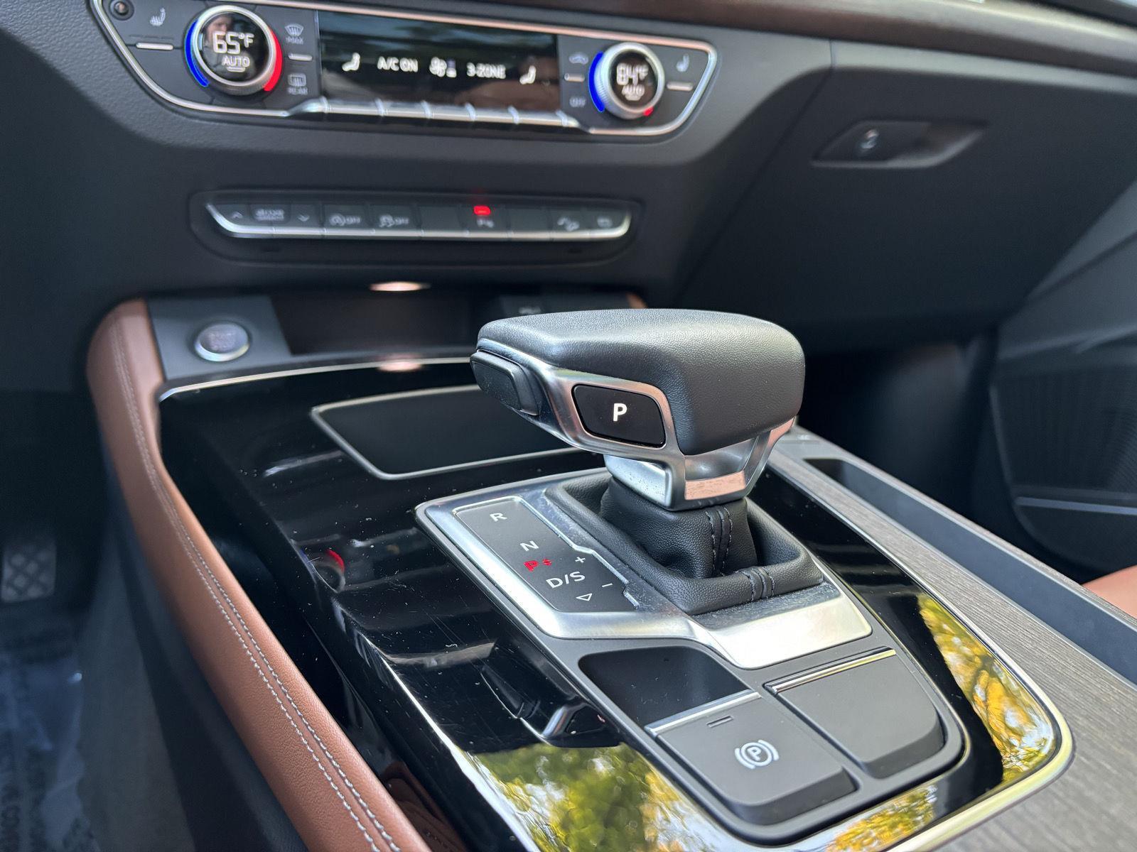2024 Audi Q5 S line Premium Plus photo 39