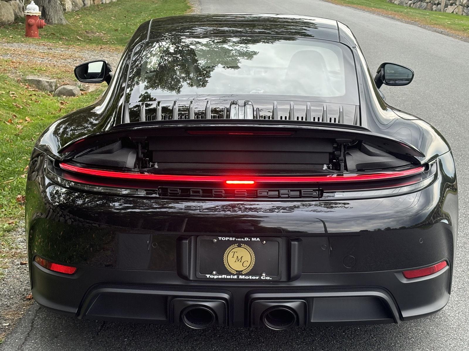 2025 Porsche 911 4 GTS photo 16