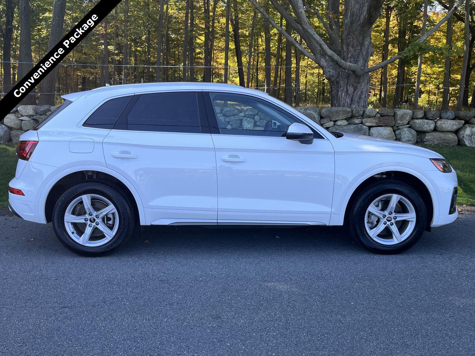 2023 Audi Q5 Premium photo 2