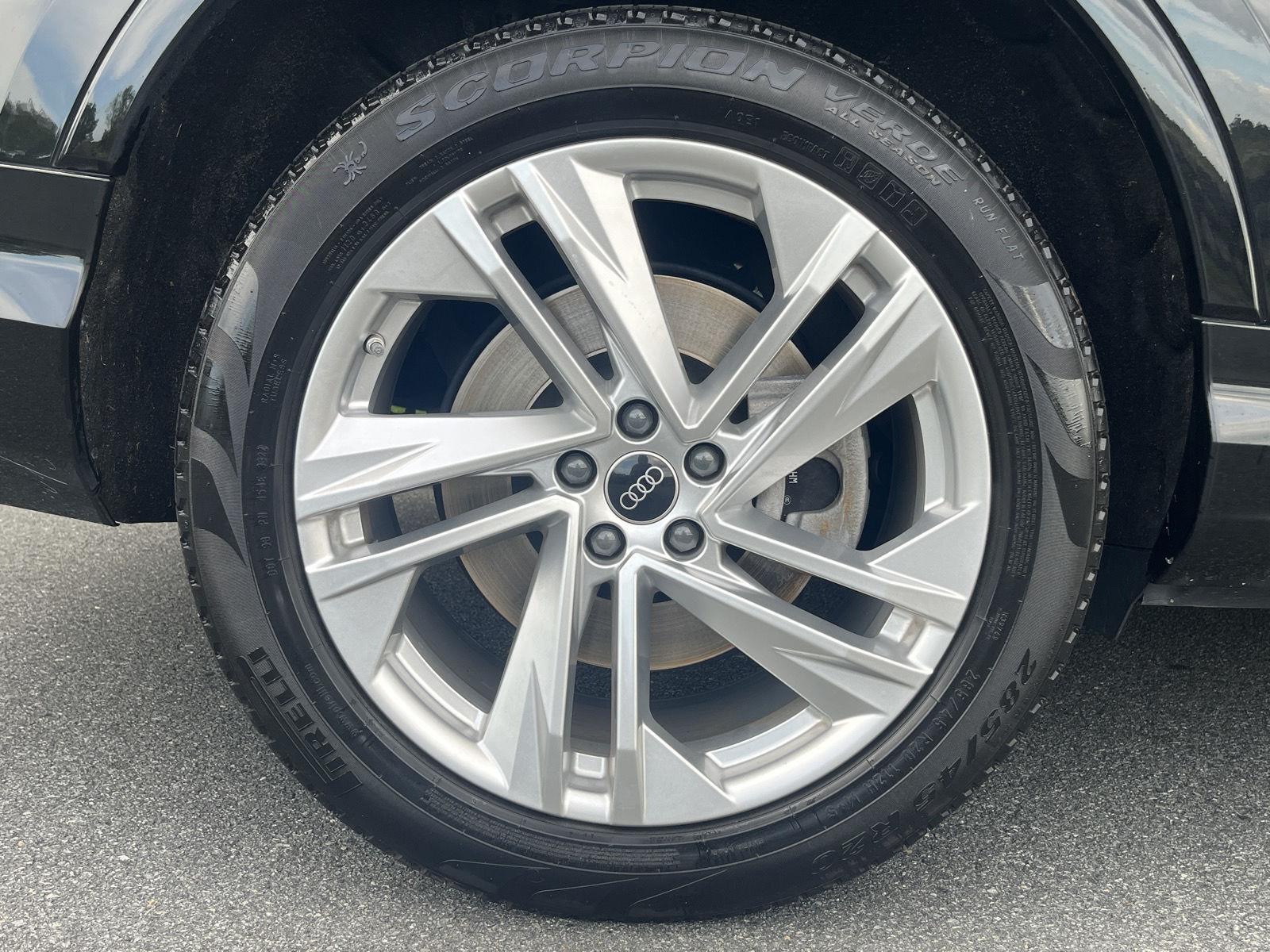 2023 Audi Q7 Premium Plus photo 23