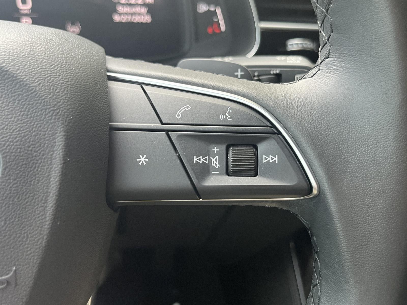2023 Audi Q7 Premium Plus photo 33