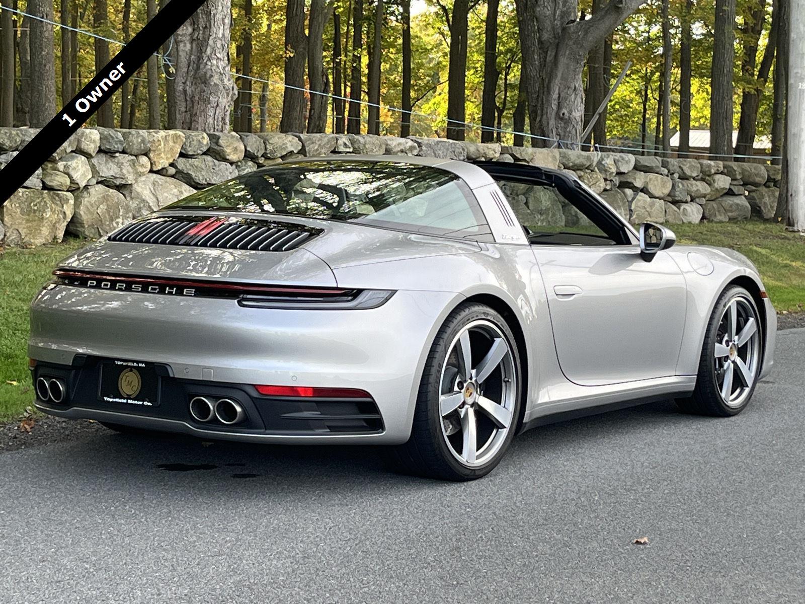 2022 Porsche 911 Targa 4S 4 GTS photo 4