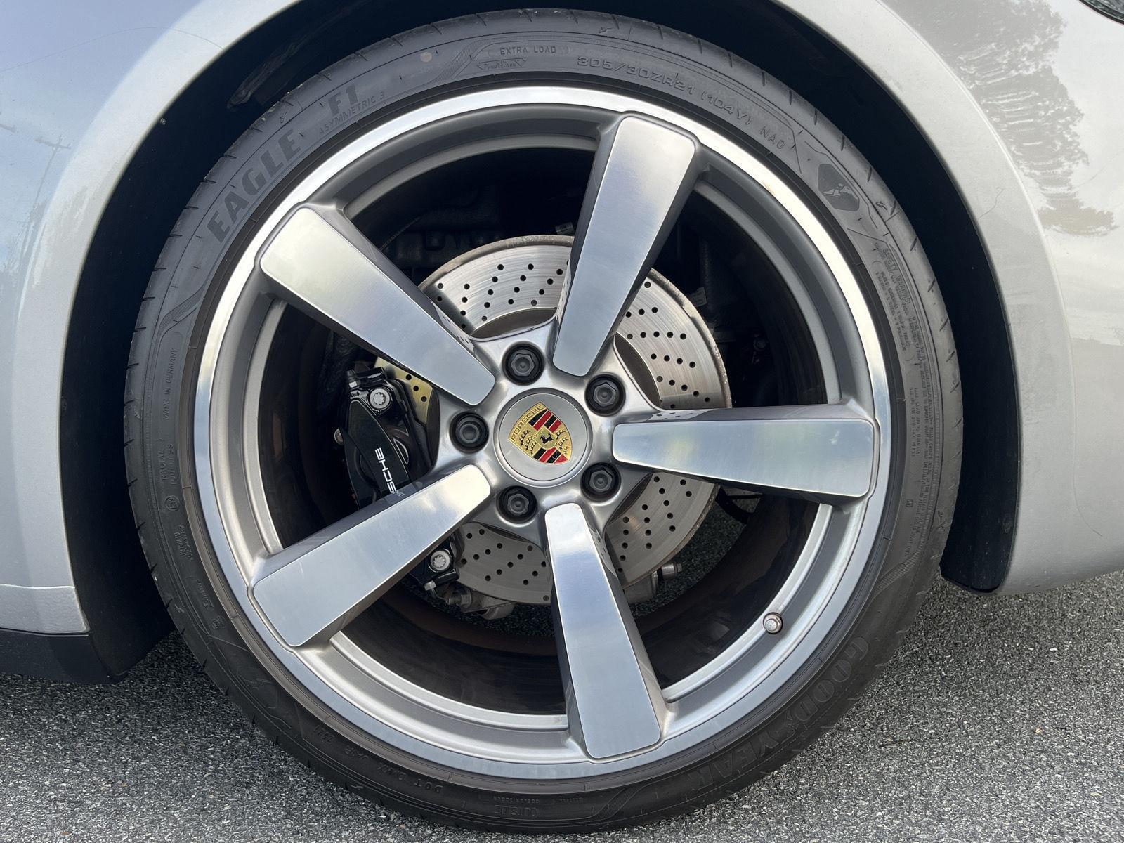 2022 Porsche 911 Targa 4S 4 GTS photo 44