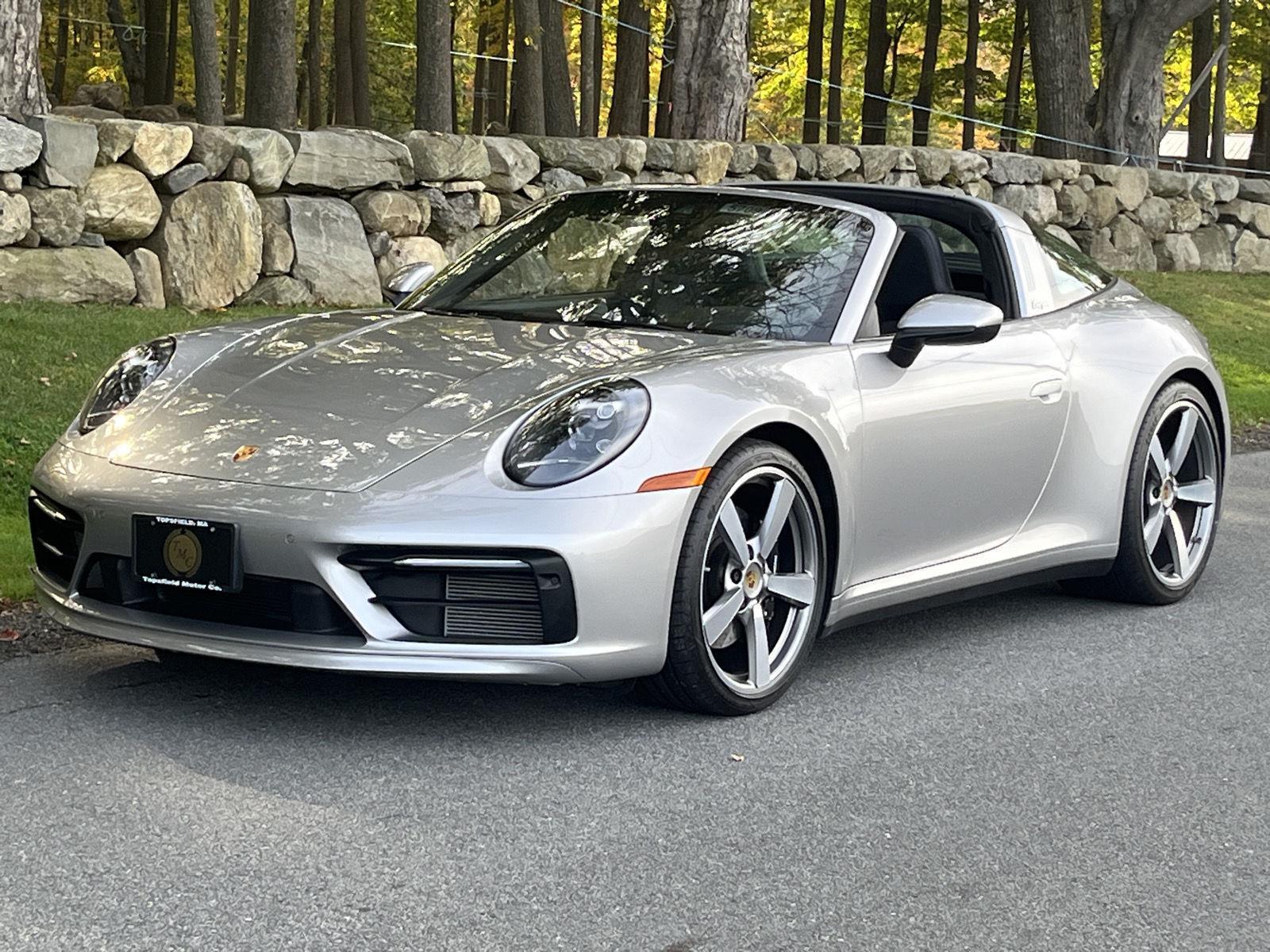 2022 Porsche 911 Targa 4S 4 GTS photo 31