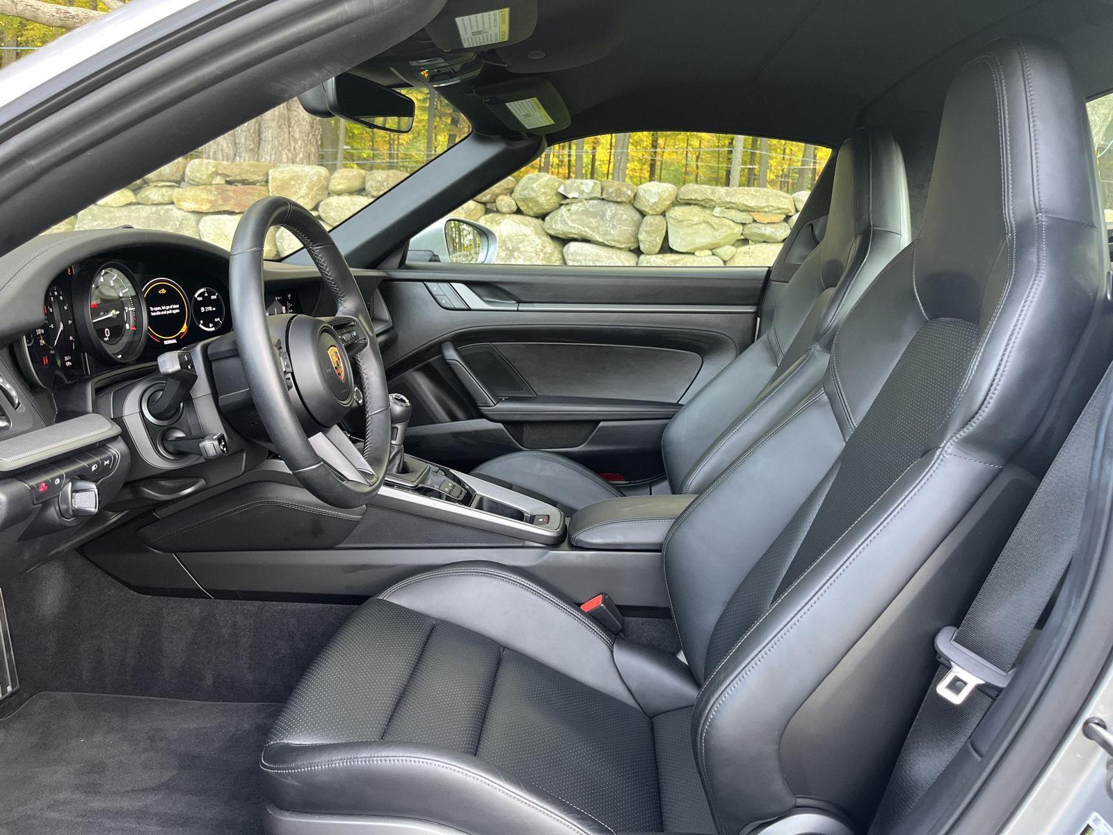 2022 Porsche 911 Targa 4S 4 GTS photo 14