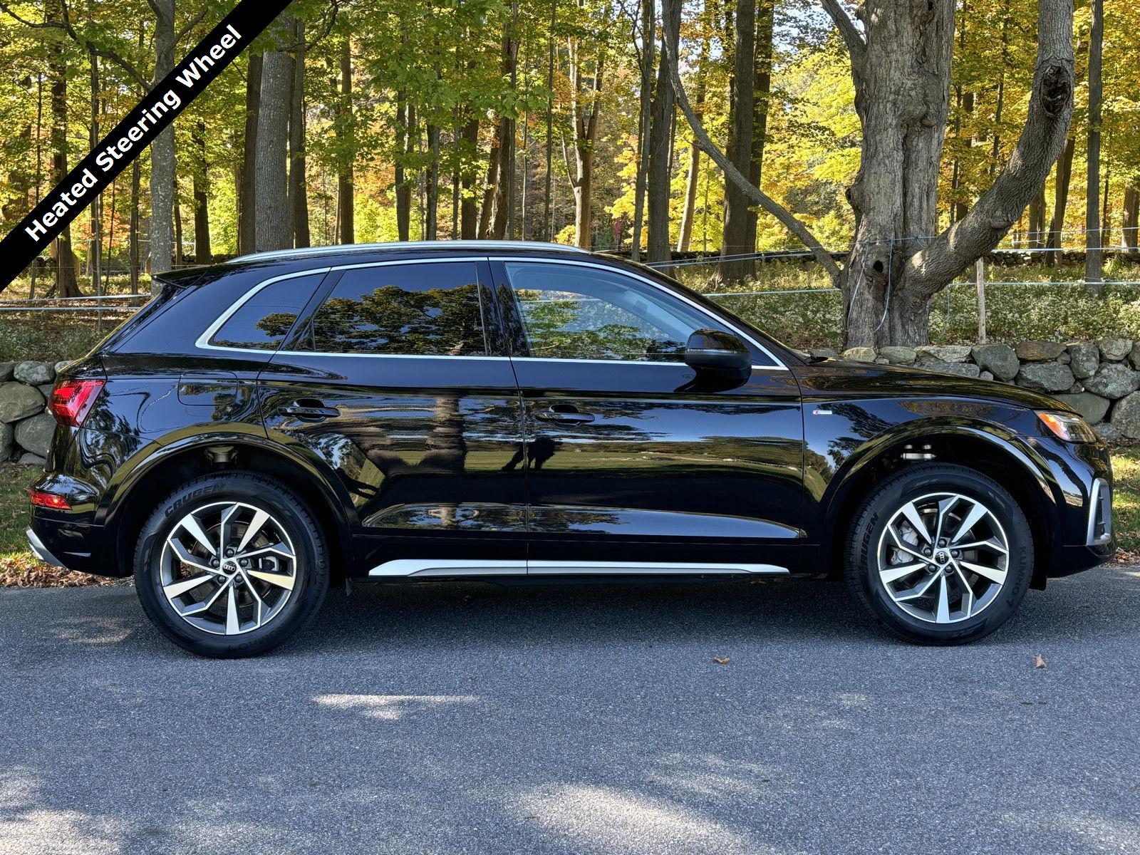2024 Audi Q5 Premium Plus's photo