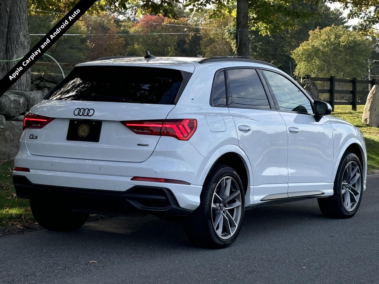 2023 Audi Q3 S line Premium Plus photo 4