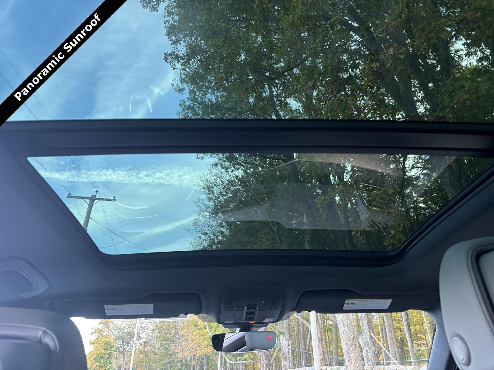 2023 Audi Q3 S line Premium Plus photo 8