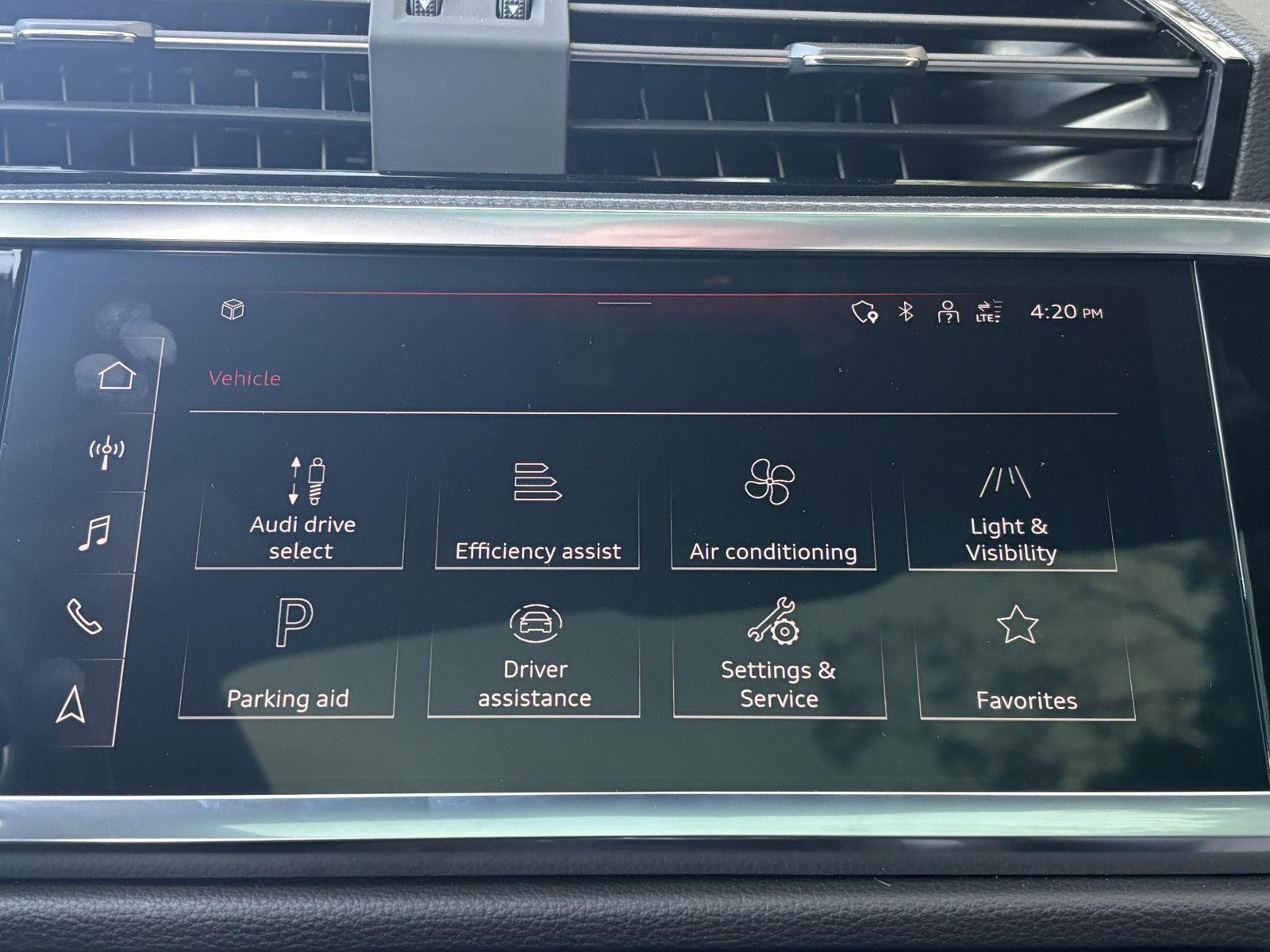 2023 Audi Q3 S line Premium Plus photo 11